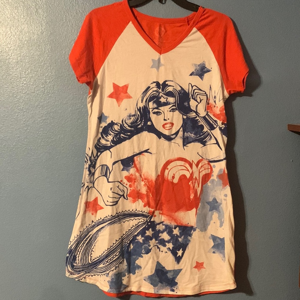 5 for $20 Wonder Woman nightie ❤️